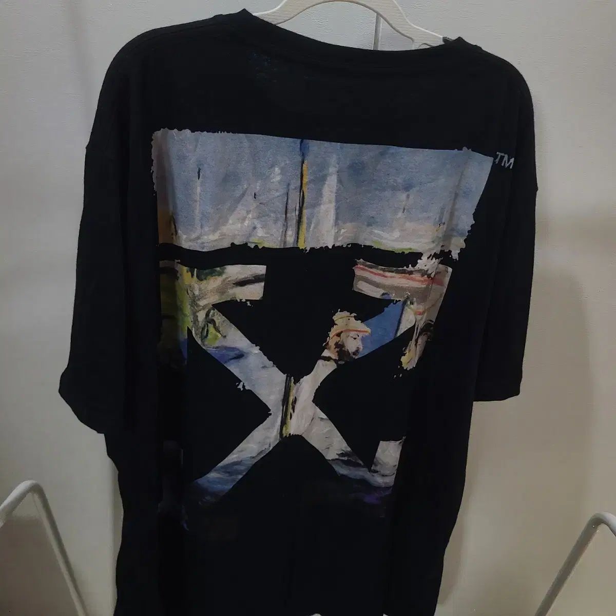 L ハングルタグ オフホワイト Uネック 半袖