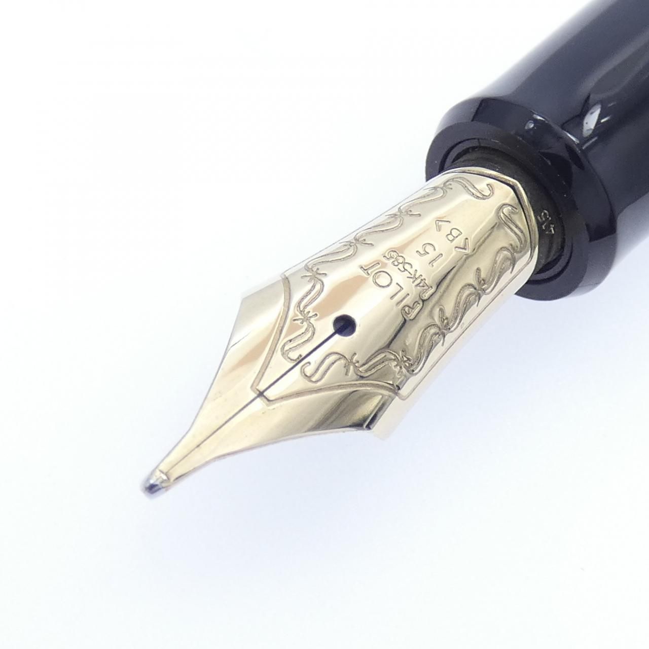 カスタム823透明軸 万年筆