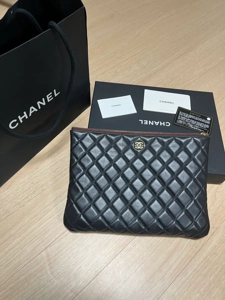 級 フルセット CHANEL シャネル ニュー Classic クラシック ラムスキン ゴールド 金装 クラッチバッグ ミディアム