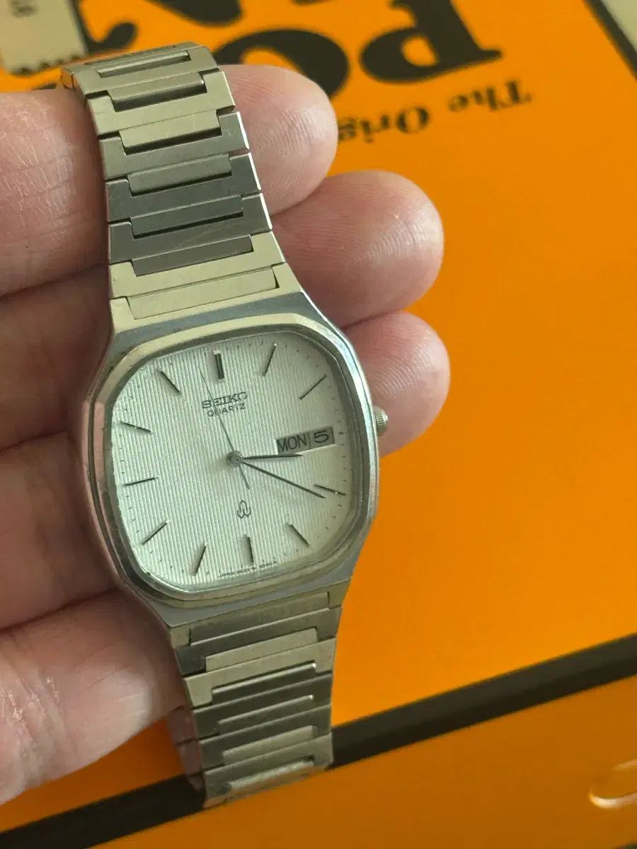  1989 s ヴィンテージ SEIKO クオーツ 腕時計(クォーツ) 腕時計(アナログ)