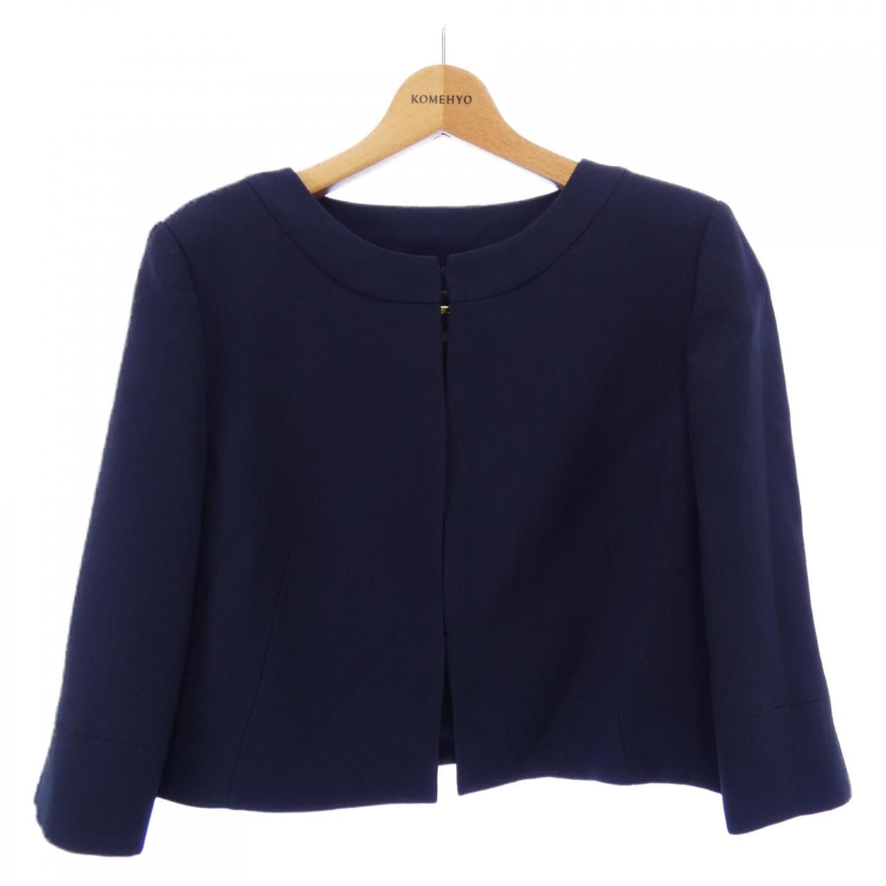 a Ferretti アルベルタフェレッティ ノーカラージャケット レディース 【古着】【中古】 アルベルタフェレッティ ALBERTA FERRETTI ノーカラージャケット