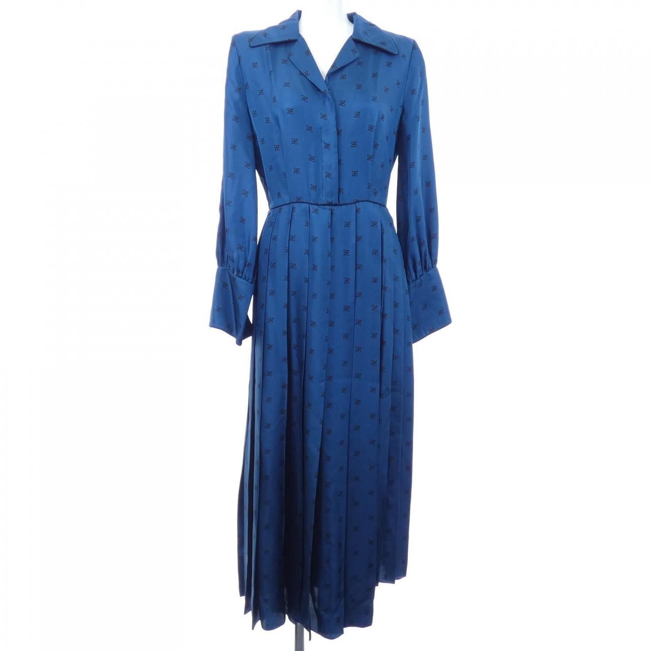 フェンディ FENDI FDA 687 A 9 DQ ワンピース