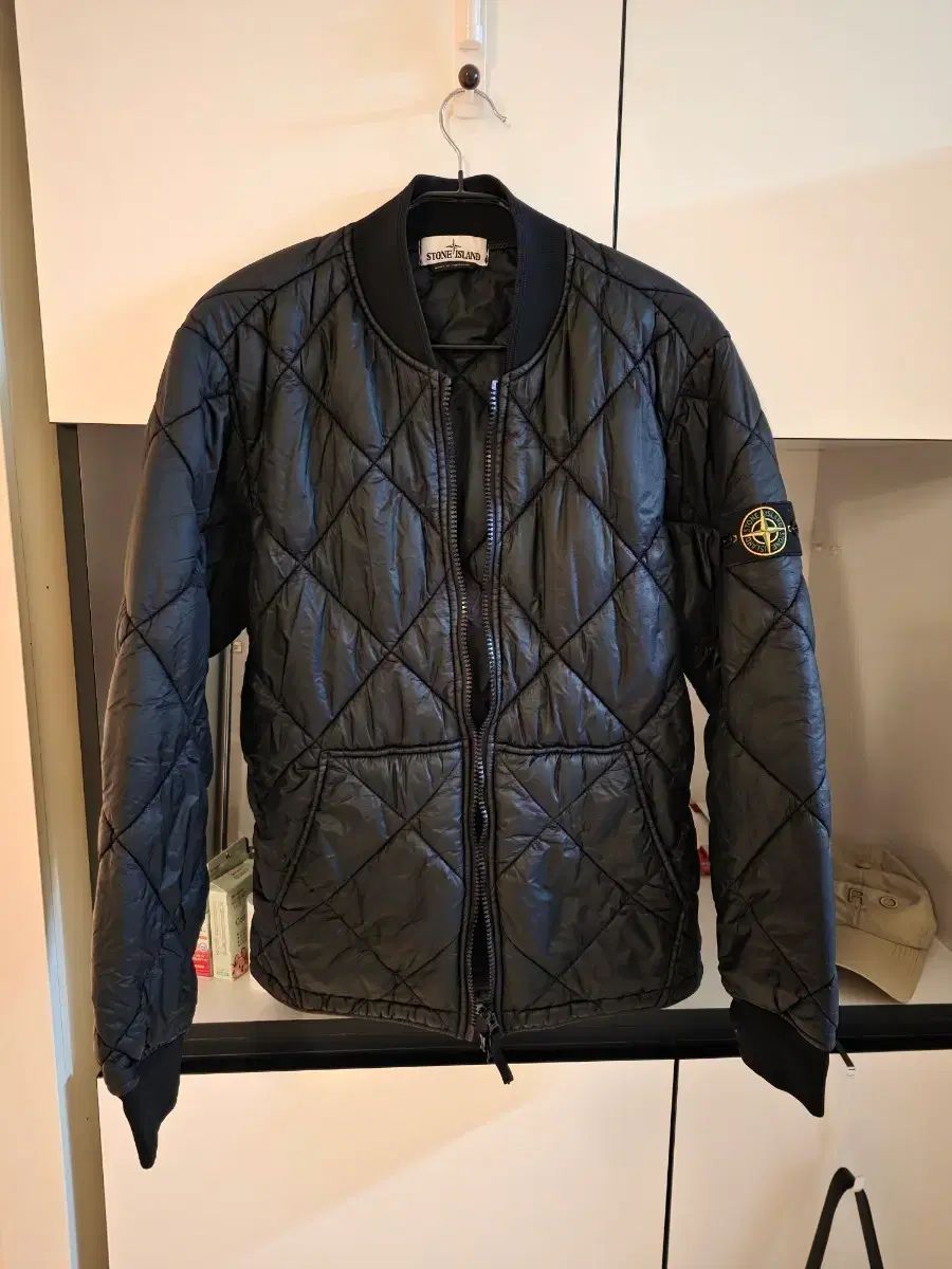 ストーンアイランド STONE ISLAND キルティング ジャケット ブラック L