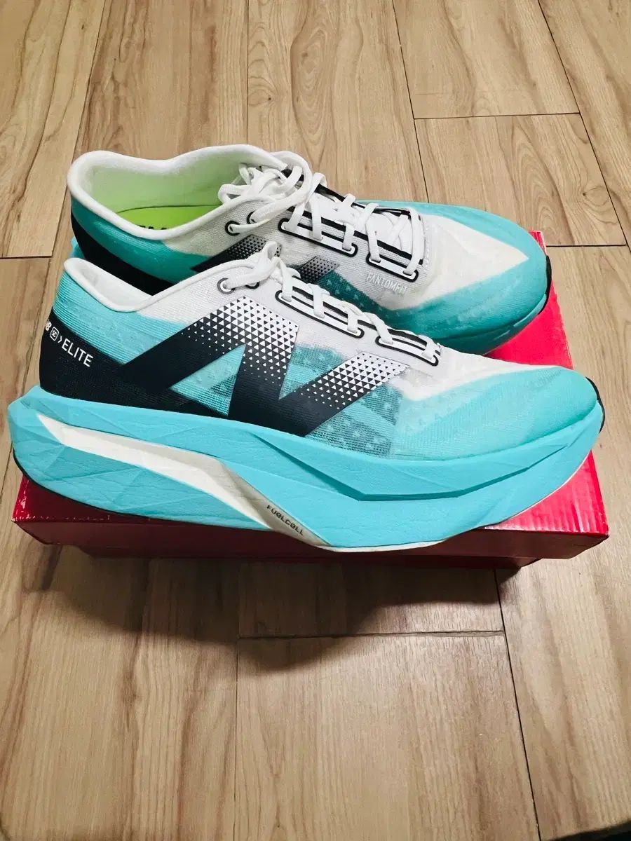 ニュー ンス フューエルセル スーパーコンプ エリート v 4 Dスタン 275