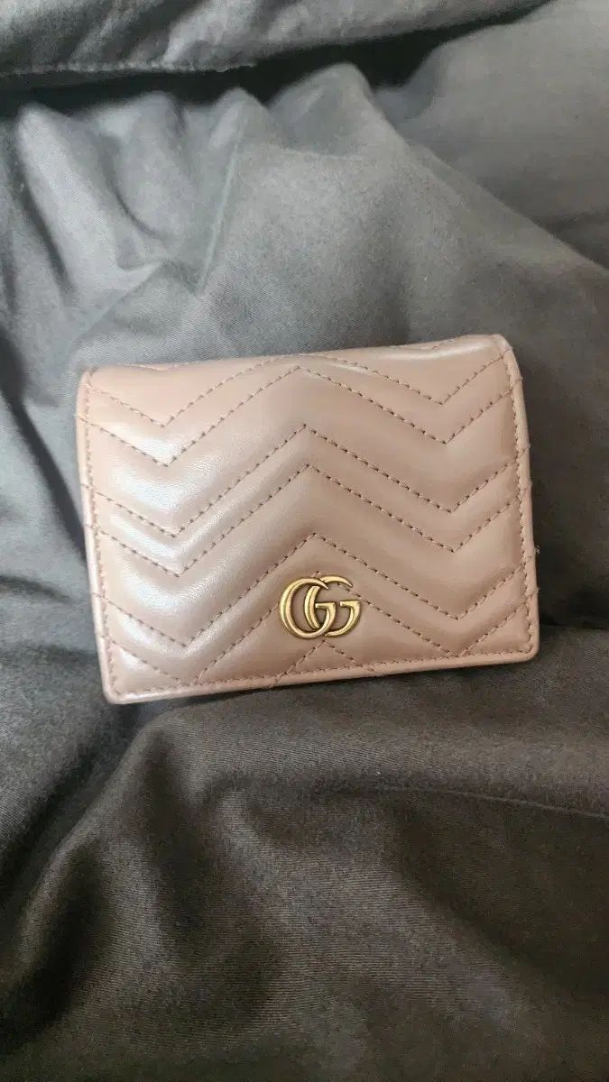  グッチ マーモント ダストピンク 財布 長財布 小物