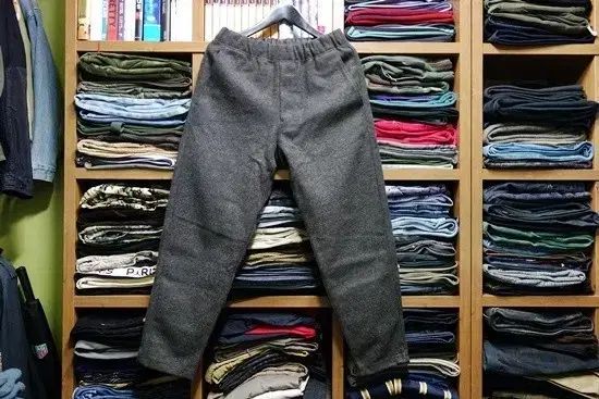 ユニクロ U フリース ジャージ パンツ グレー S 30 31