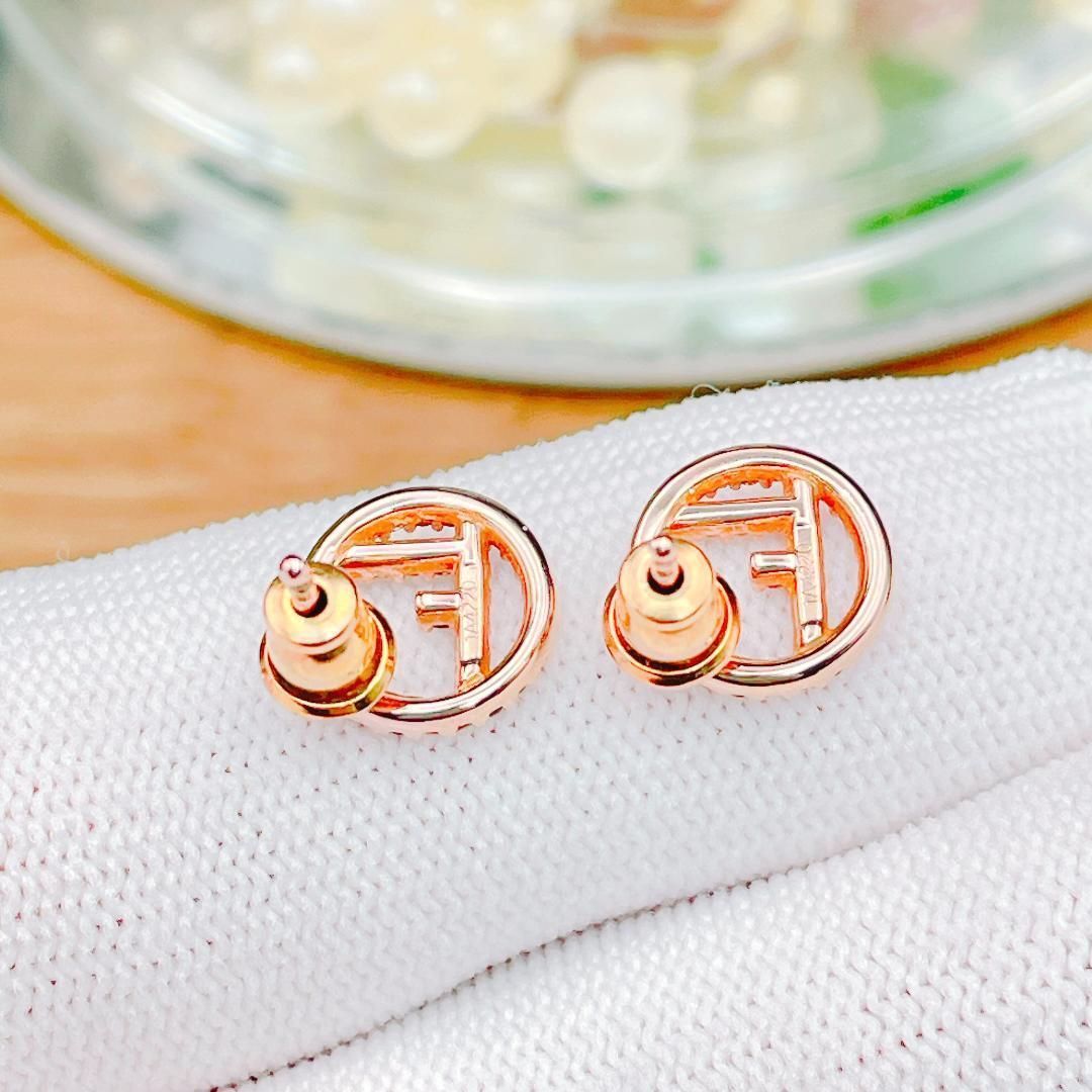 ◇フェンディ◇エフイズフェンディ ラインストーン ピアス ゴールド