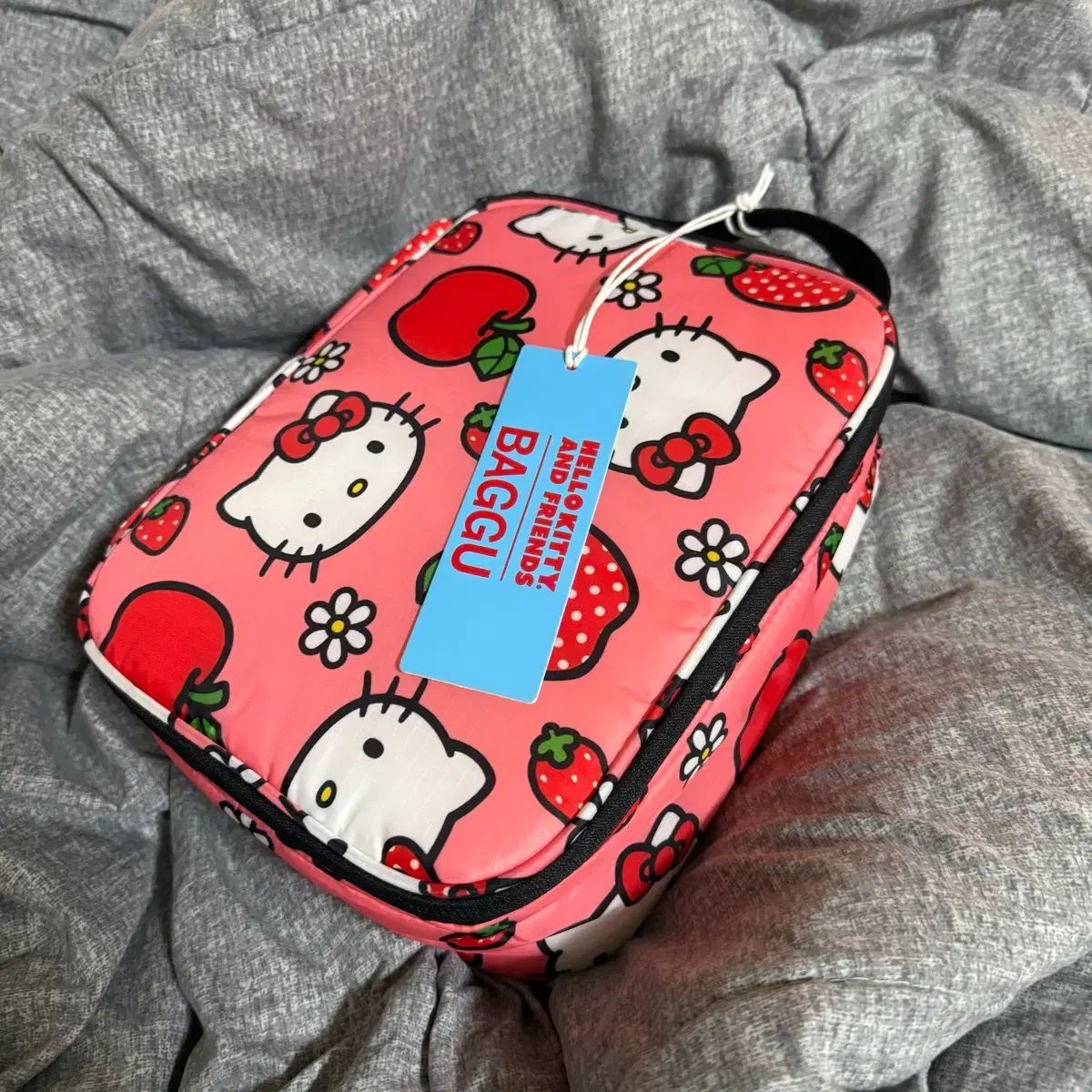 バックパック ランチボックス Apple Music ハローキティ