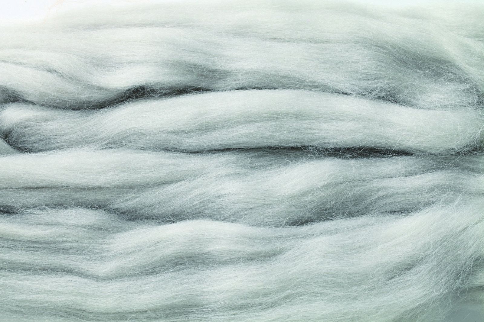 商品 40 g シルバー 植毛ストレート リアル羊毛フェルト H 440 005 555 ハマナカ