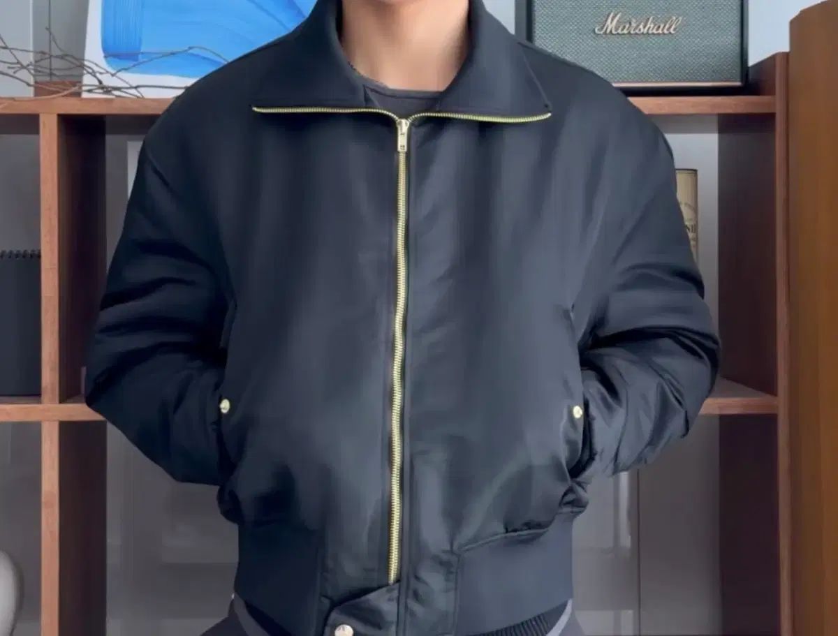 LEARVE クロップド フライト MA 1 ジャケット ブラック