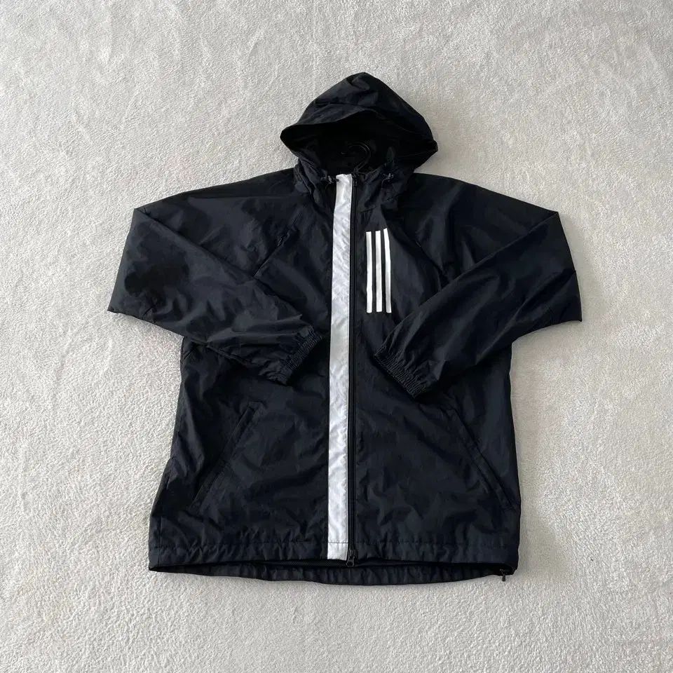 XXL アディダス 2025 新モデル WIND AND WISH ウィンドブレーカー 110