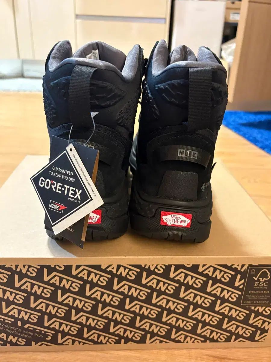  VANS ゴアテックス オールトラック ブーツ 270 その他 ブーツ 革靴