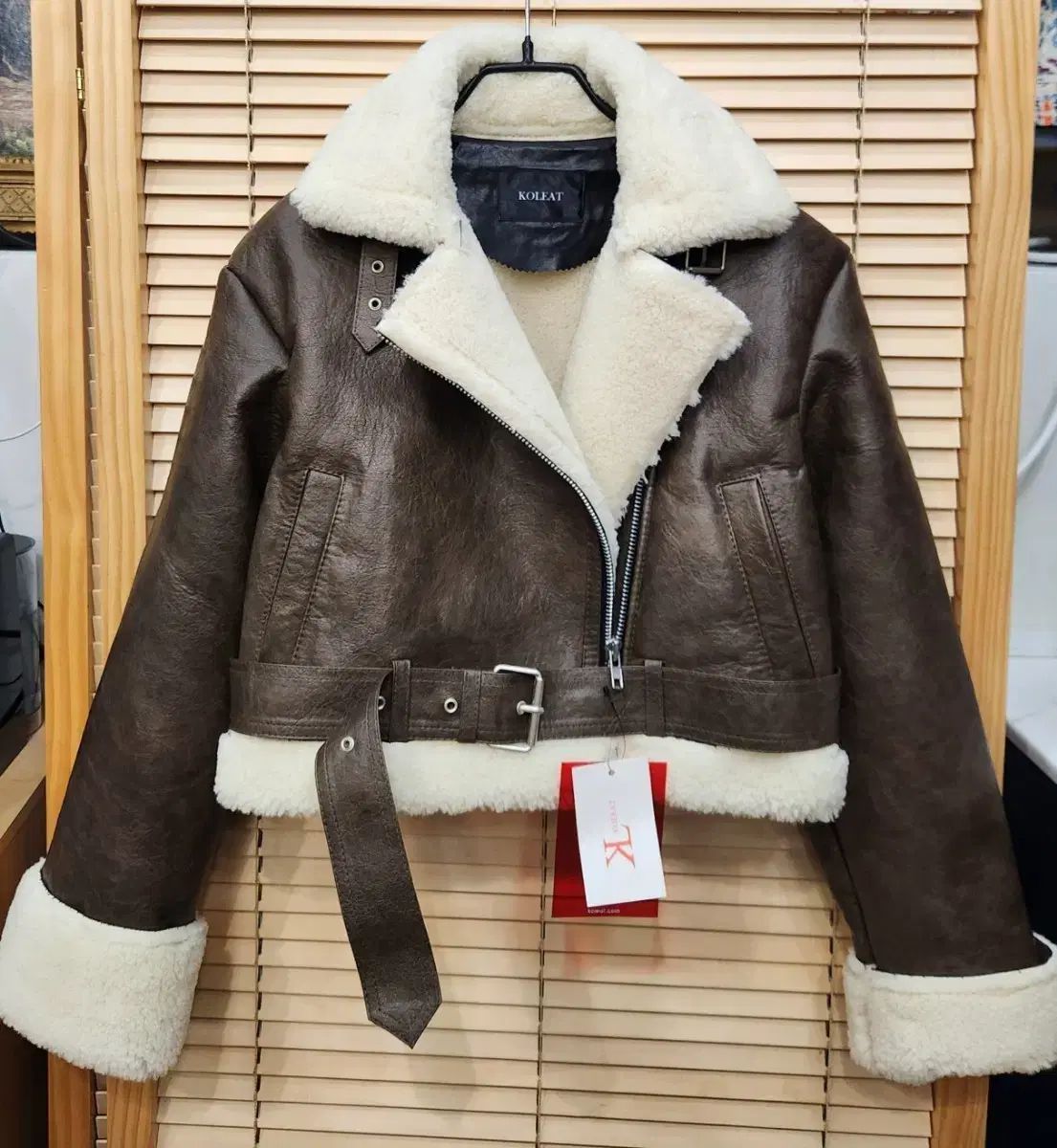 KOLEAT クラック クロップド 덤블 ムートン