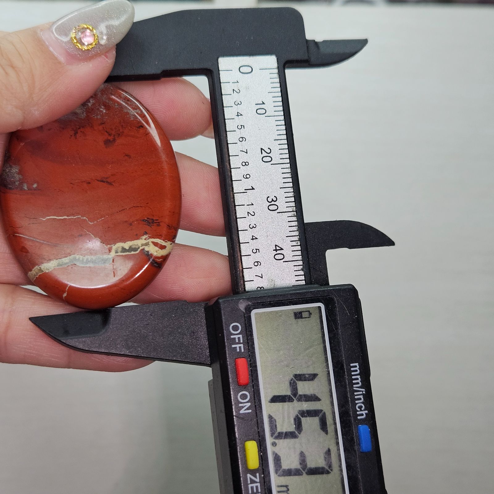 レッドジャスパー✨ウォーリーストーン✨握り石✨ - メルカリ