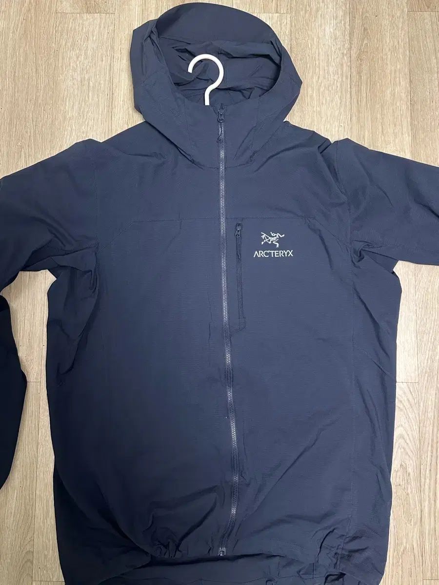 ARC TERYX アークテリクス スコーミッシュ フーディー ブラックサファイア L