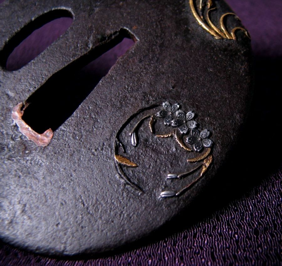 時代武具 鉄地鍔 金銀象嵌色絵 四君子の図 桐箱付 江戸時代/26a007