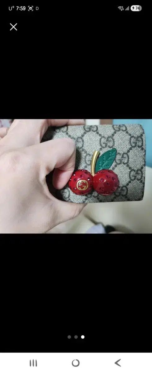 グッチ さくらんぼ 二つ折り財布