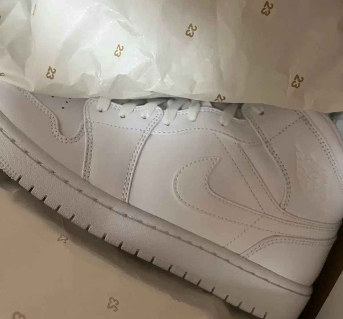 ジョーダン 1 ミッド 白 280 mm