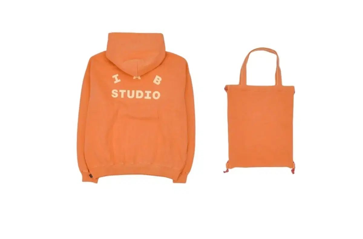 IAB Studio ピグメント フーディー サーモン L バッグ含む