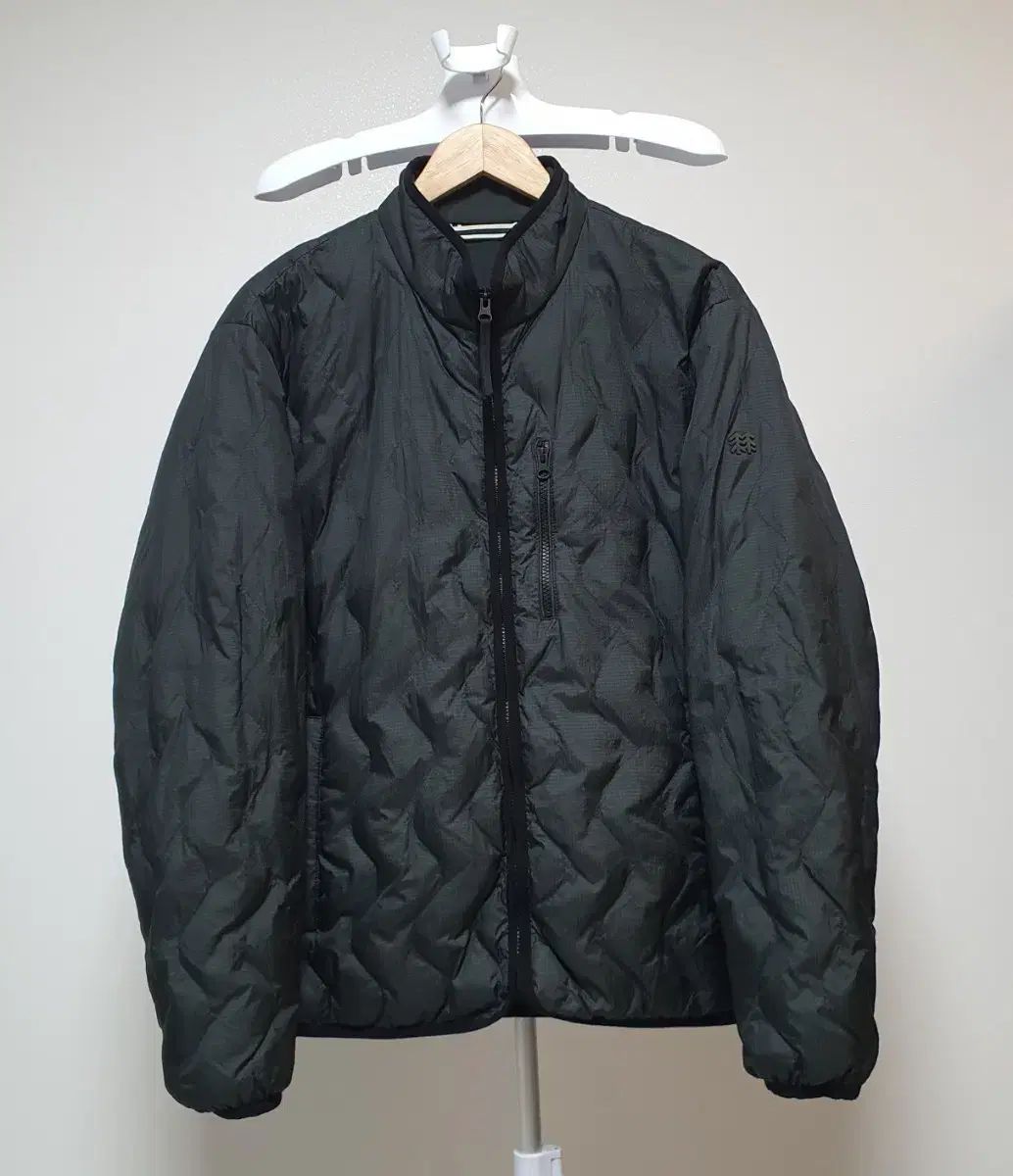 コーロンスポーツ 新モデルデザイン キルティング 軽量ダウンジャケット サイズ105 DARKカーキグレー