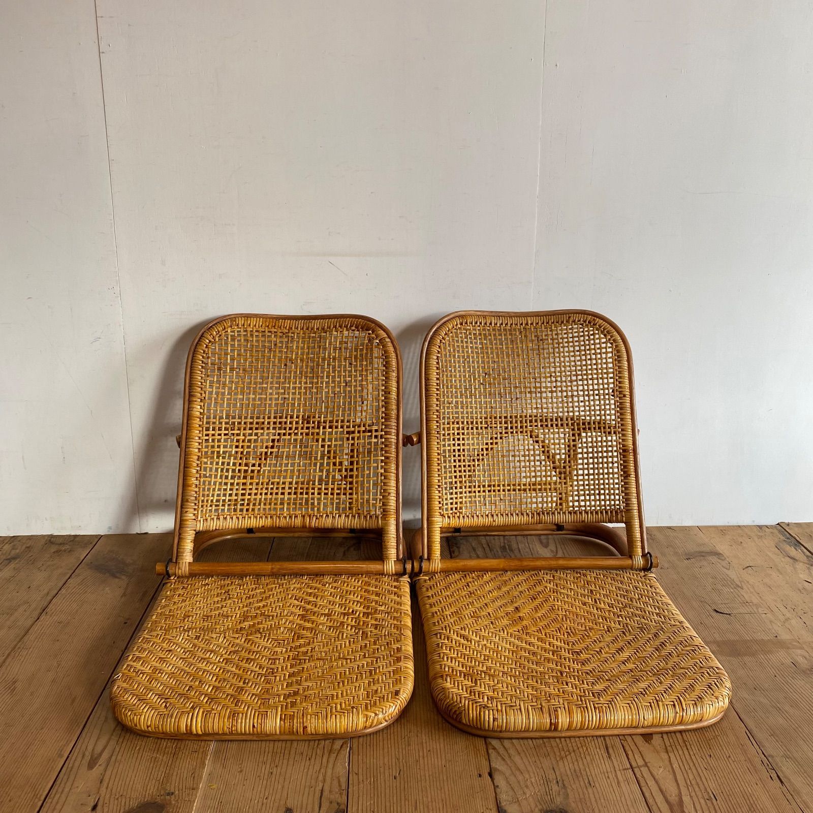 籐椅子　昭和レトロ ヴィンテージ 籐編み 座椅子 2脚セット ラタン 古家具 和モダン 昭和