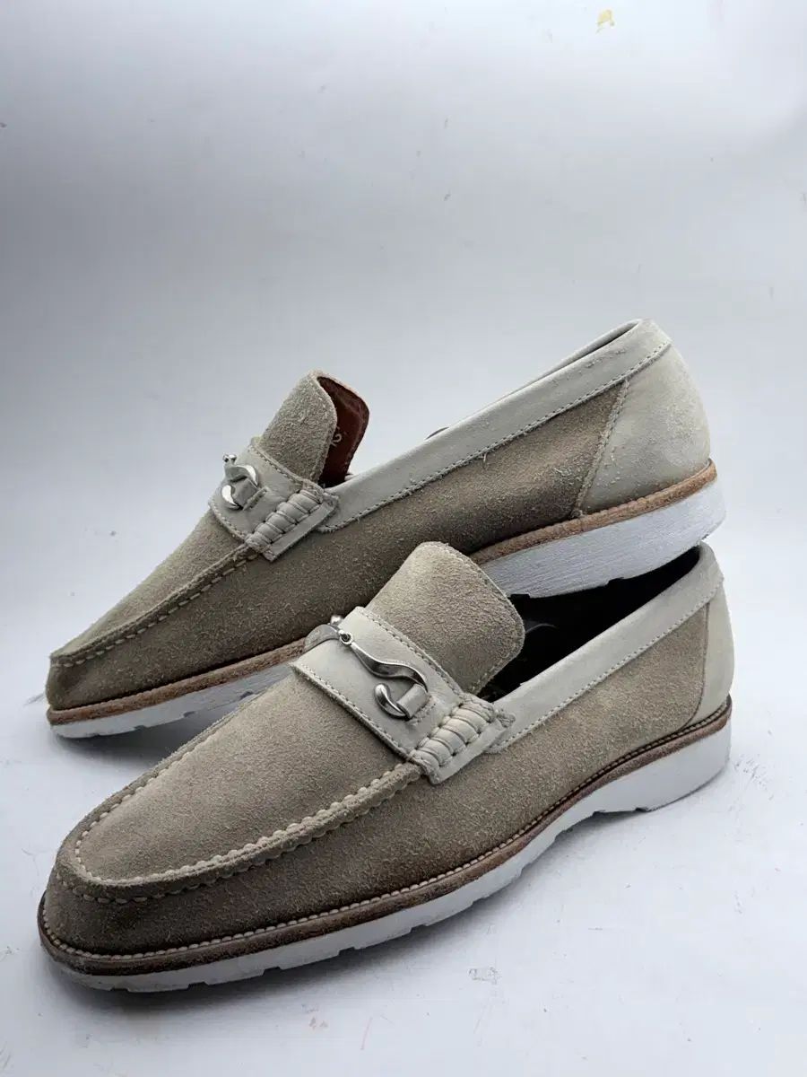 テストーニ ローファー 255