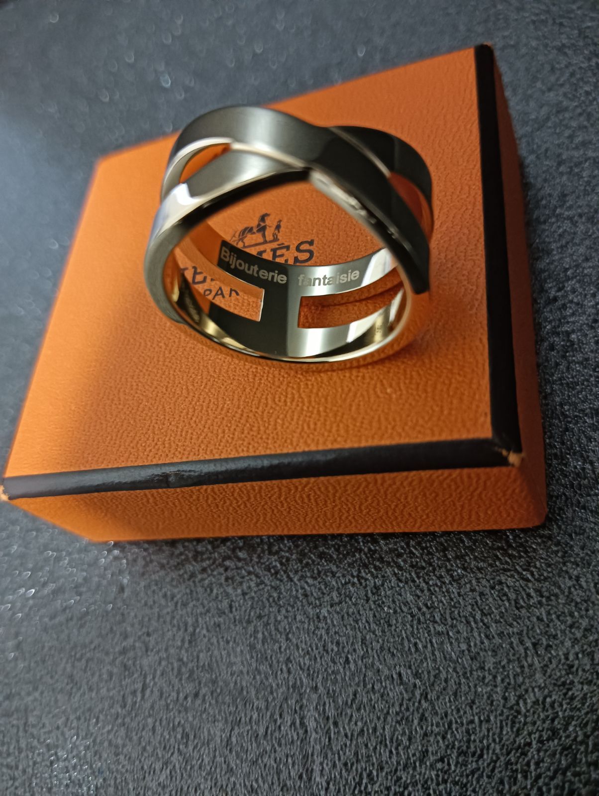 スカーフリング