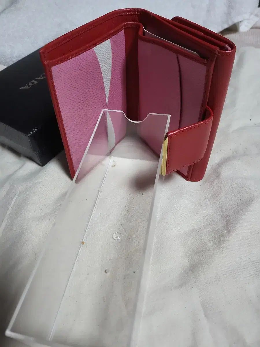  PRADA プラダ サフィアーノ レッド 二つ折り財布 長財布 小物