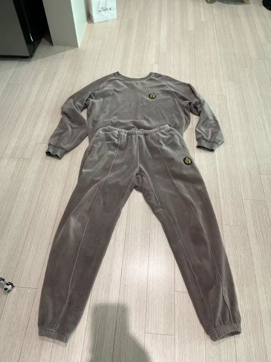 HERITAGE FLOSS ツアーベルベット トレーニングウェア