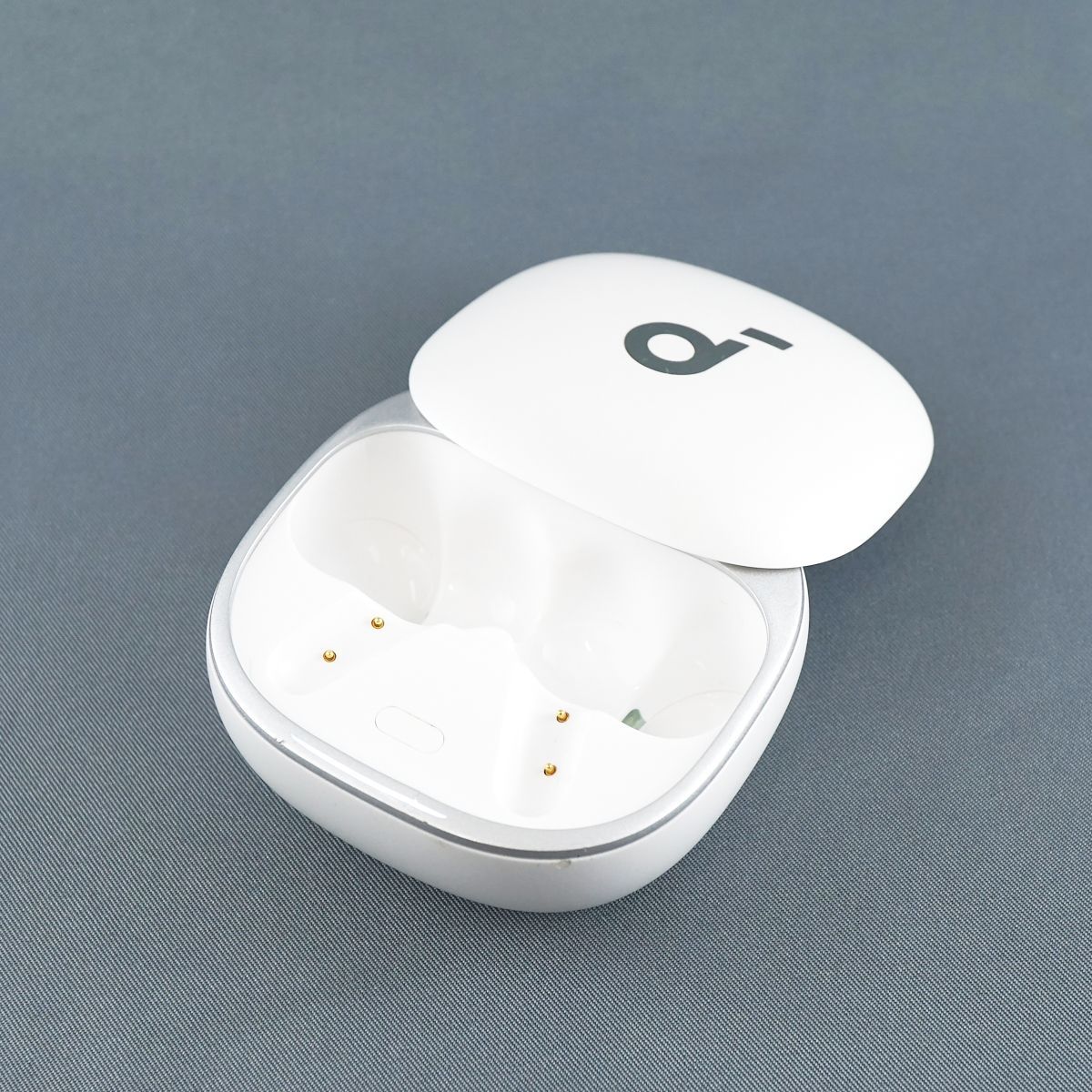 Anker Soundcore Liberty4 充電ケースのみ USED美品 サウンドコア