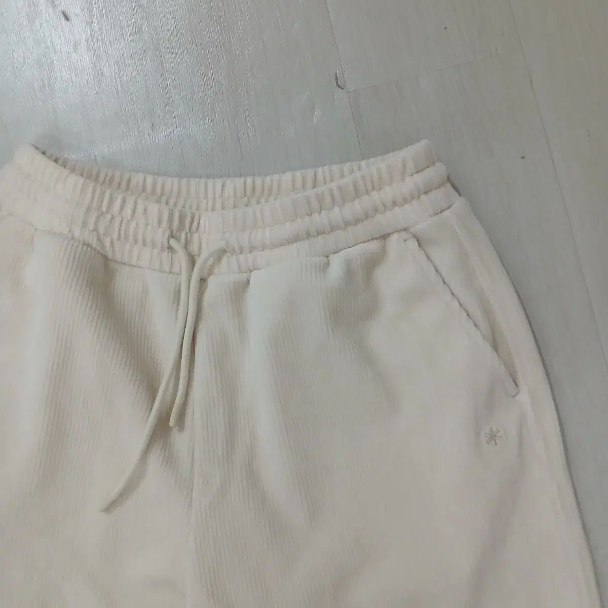 ♥ Snow Peak コーデュロイ セミーワイドパンツ 28