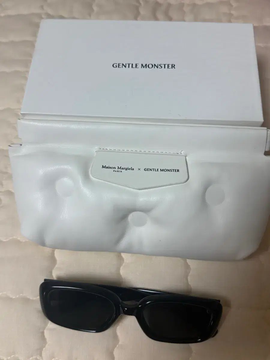 GENTLE MONSTER ジェントルモンスター Maison Margiela サングラス ブラック