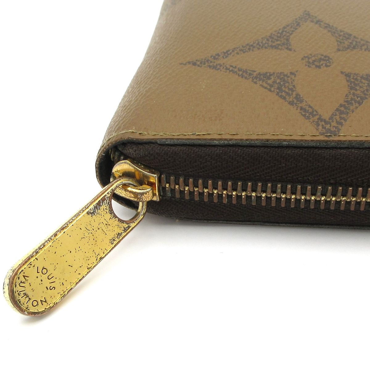 ルイヴィトン　モノグラム・ジャイアント リバース ジッピーウォレットM69353 LOUIS VUITTON（ルイ・ヴィトン） モノグラム ジャイアントリバース