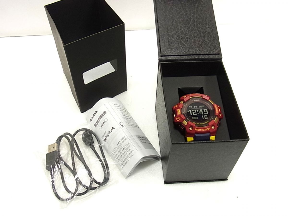 腕時計 デジタル