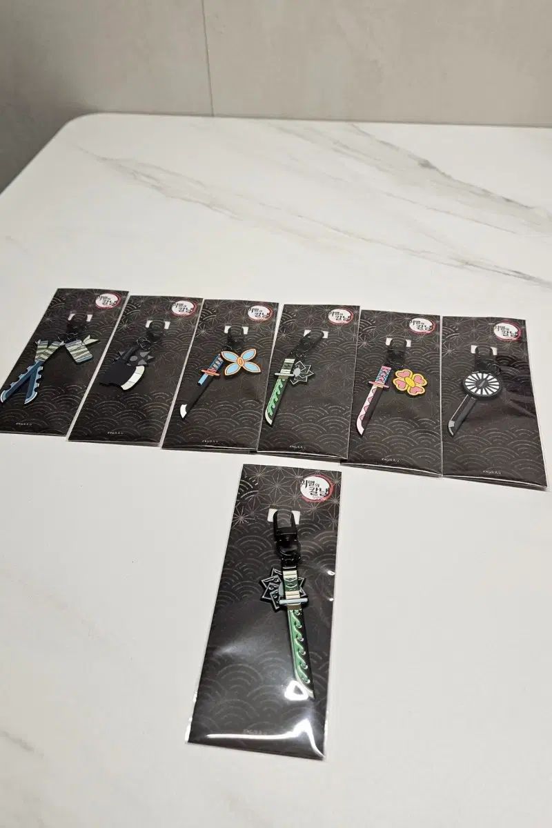 鬼滅の刃 日輪刀 キーホルダー 写真