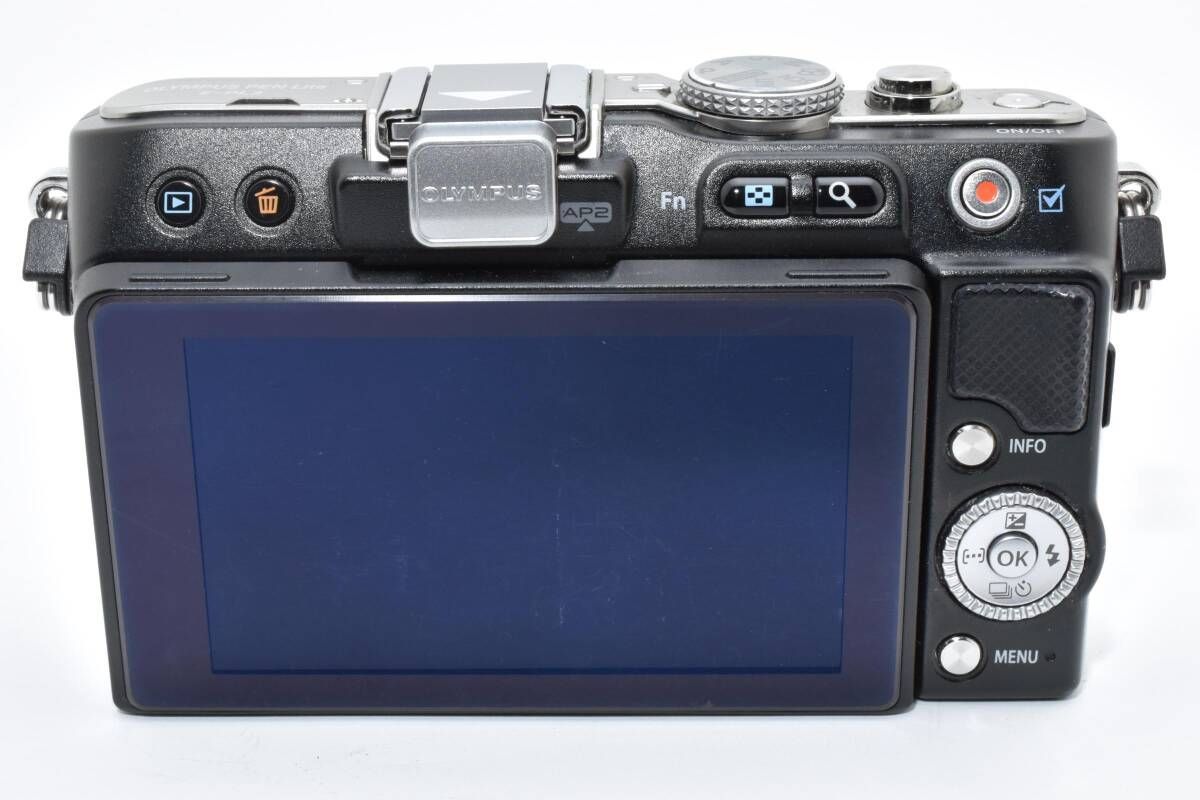 ボディ ブラック