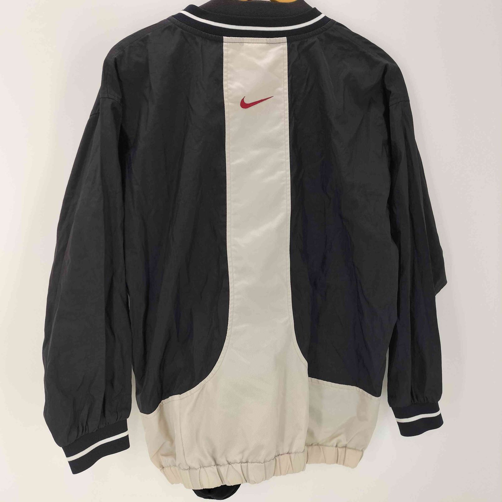 ナイキ NIKE 90S 白タグ スウッシュ ロゴ 刺繍 Vネック ナイロン プル