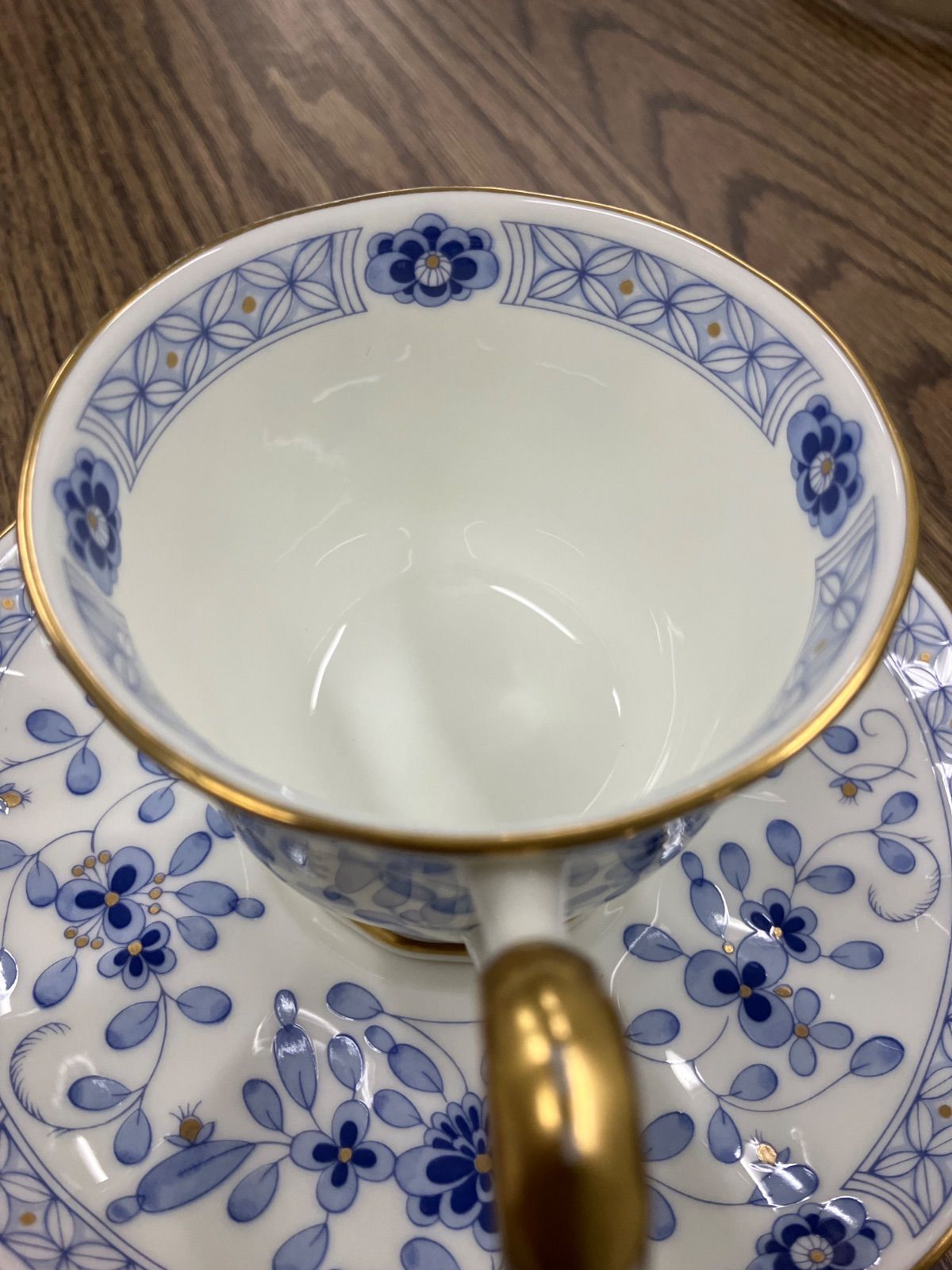 NARUMI ナルミ ボーンチャイナ ブルーフラワー カップ＆ソーサー