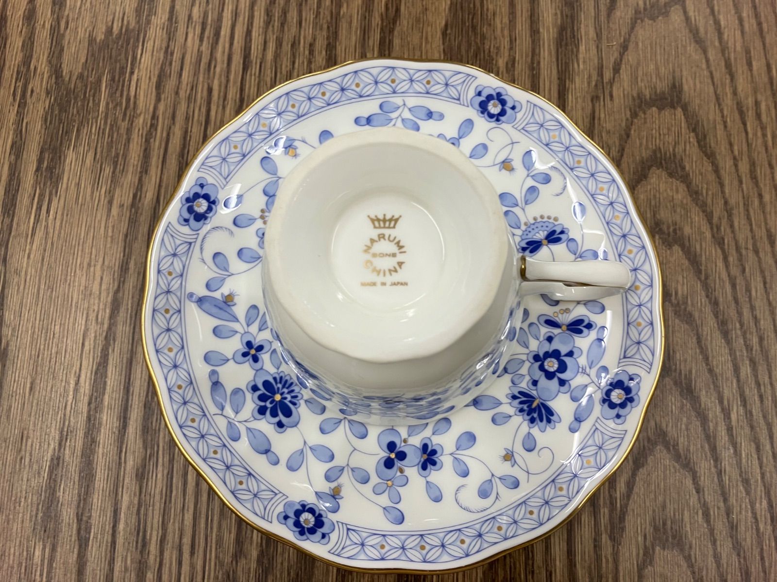NARUMI ナルミ ボーンチャイナ ブルーフラワー カップ＆ソーサー