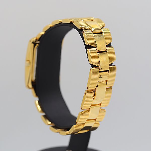 シルバー文字盤