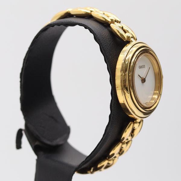 稼働 箱/保/箱付 グッチ 11/12.2 チェンジベゼル QZ ホワイト文字盤