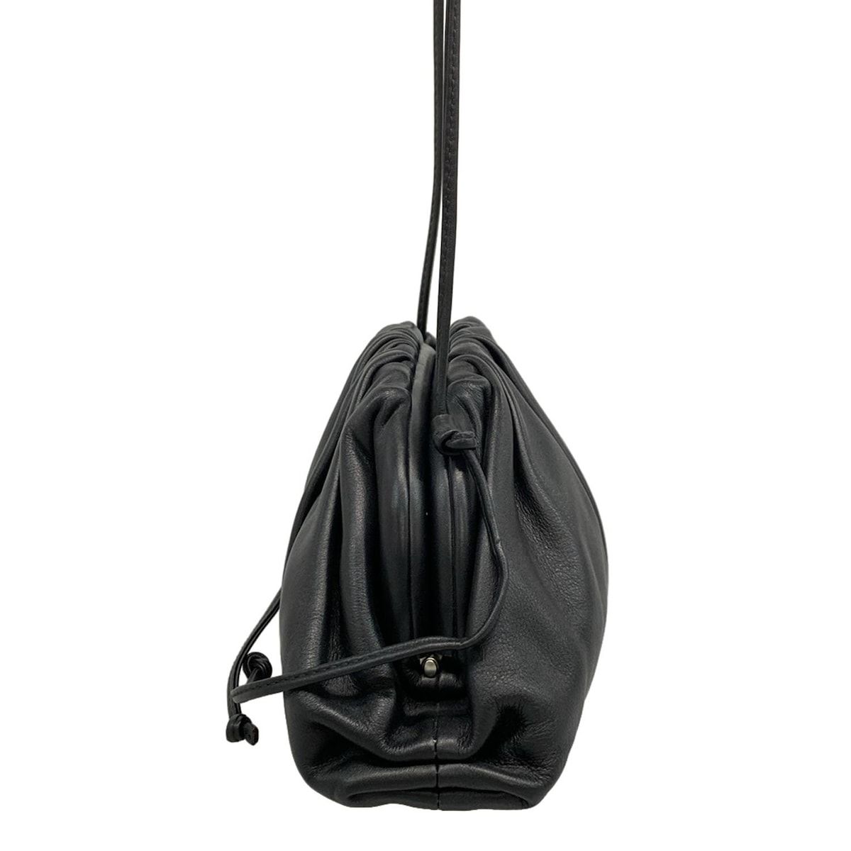 ボッテガヴェネタ 両サイドがま口 ラムレザー ハンドバッグ ショルダーバッグ 黒 BOTTEGA VENETA(ボッテガヴェネタ) ショルダーバッグ ミニ ザ・ポーチ