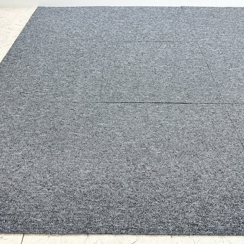 sangetsu＞タイルカーペット（型番：NT-377）【未使用アウトレット品