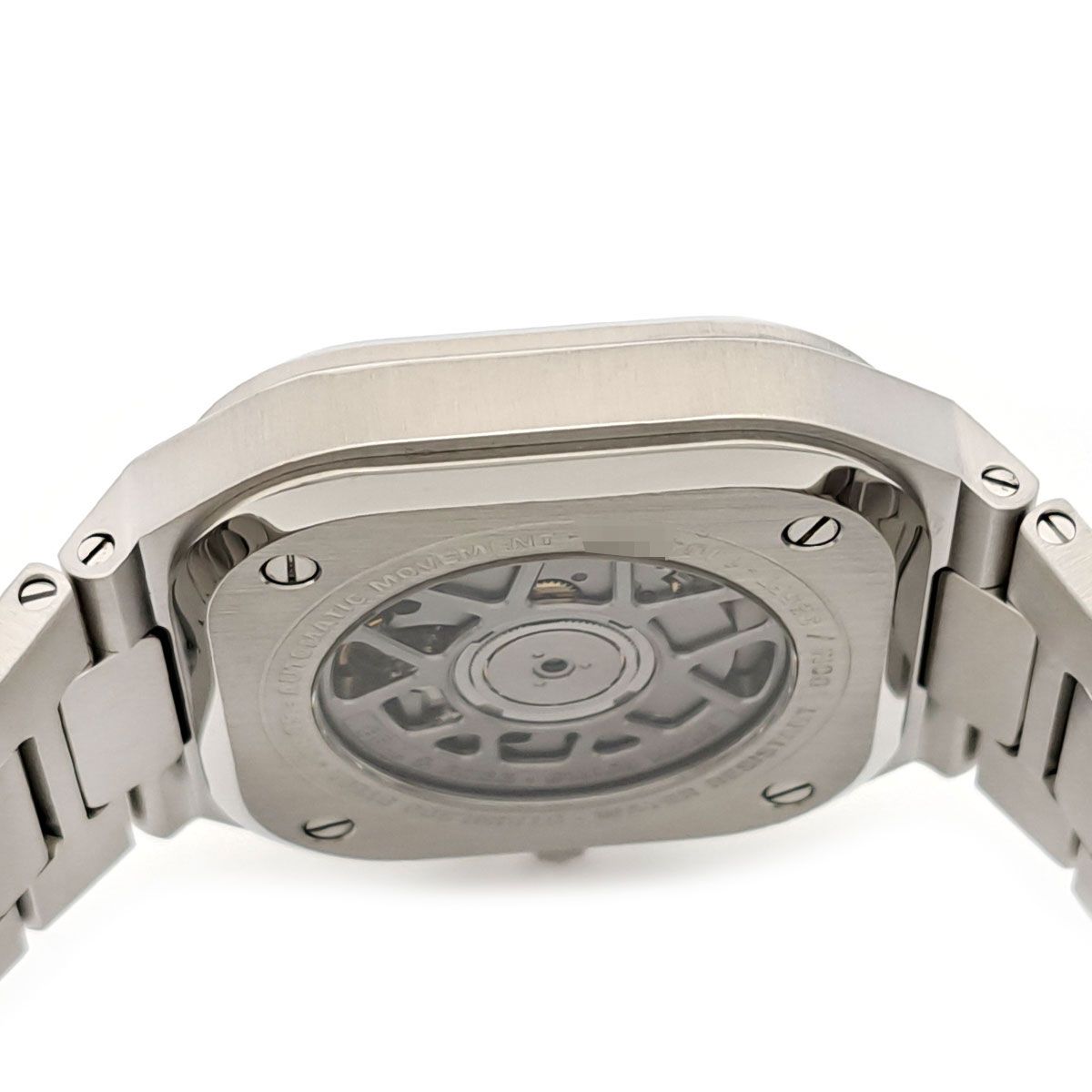 ブラックスティール