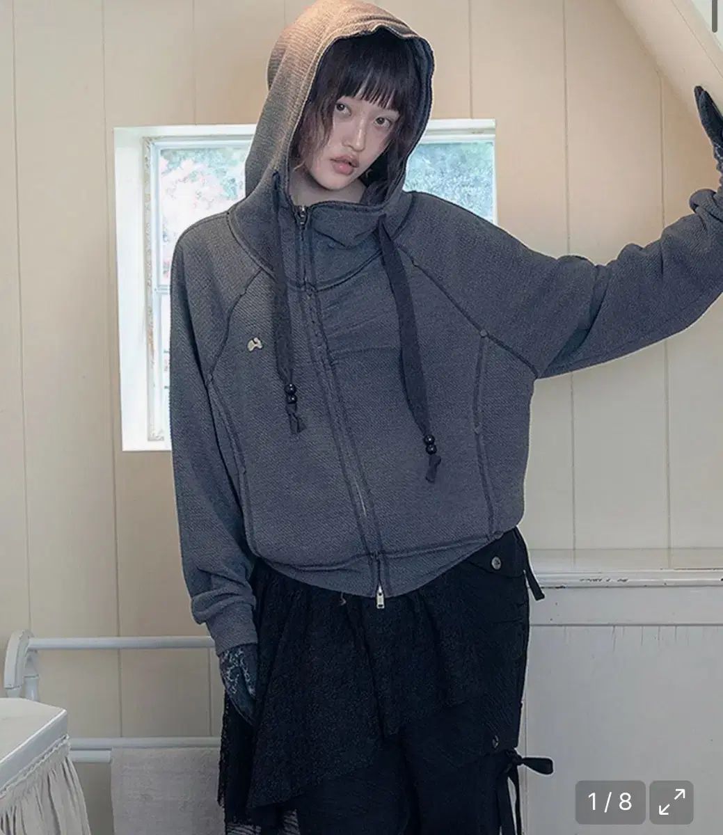 ハグユアースキン シャーリング ハイネック ジップアップ フーディー グレー