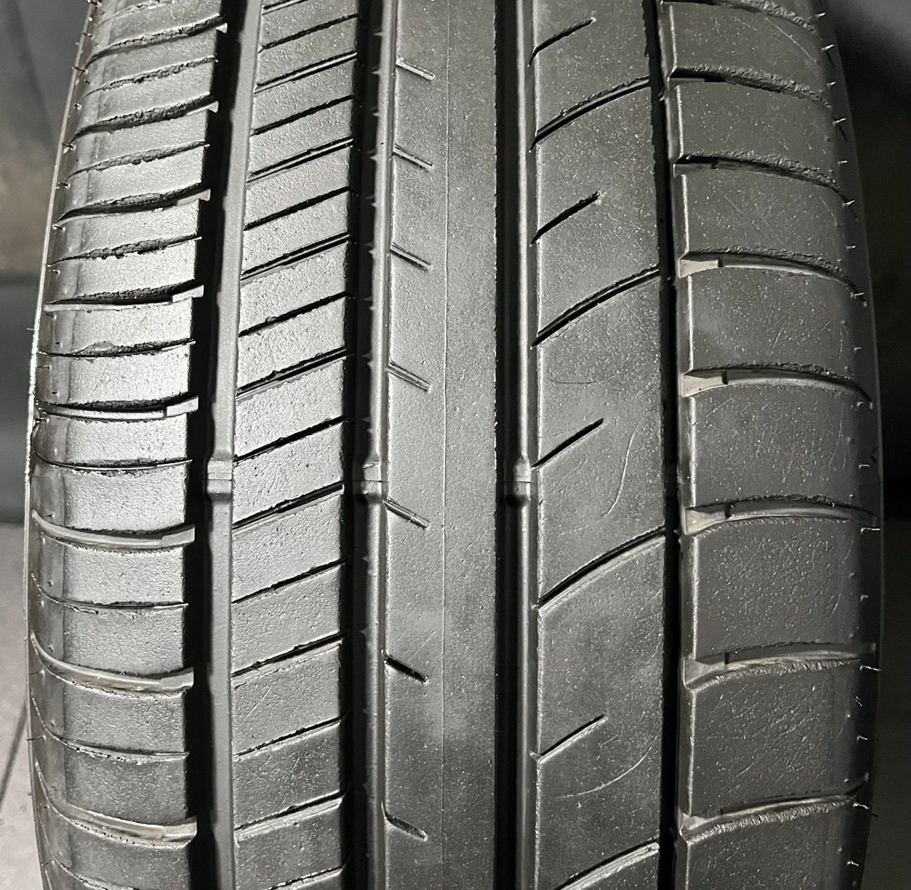 2025年製 約9.8分山 グッドイヤー GOODYEAR エフィシエントグリップ