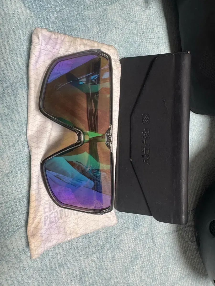 VALENTINO RUDY ヴァレンティノ ルディー スピンシールド サングラス