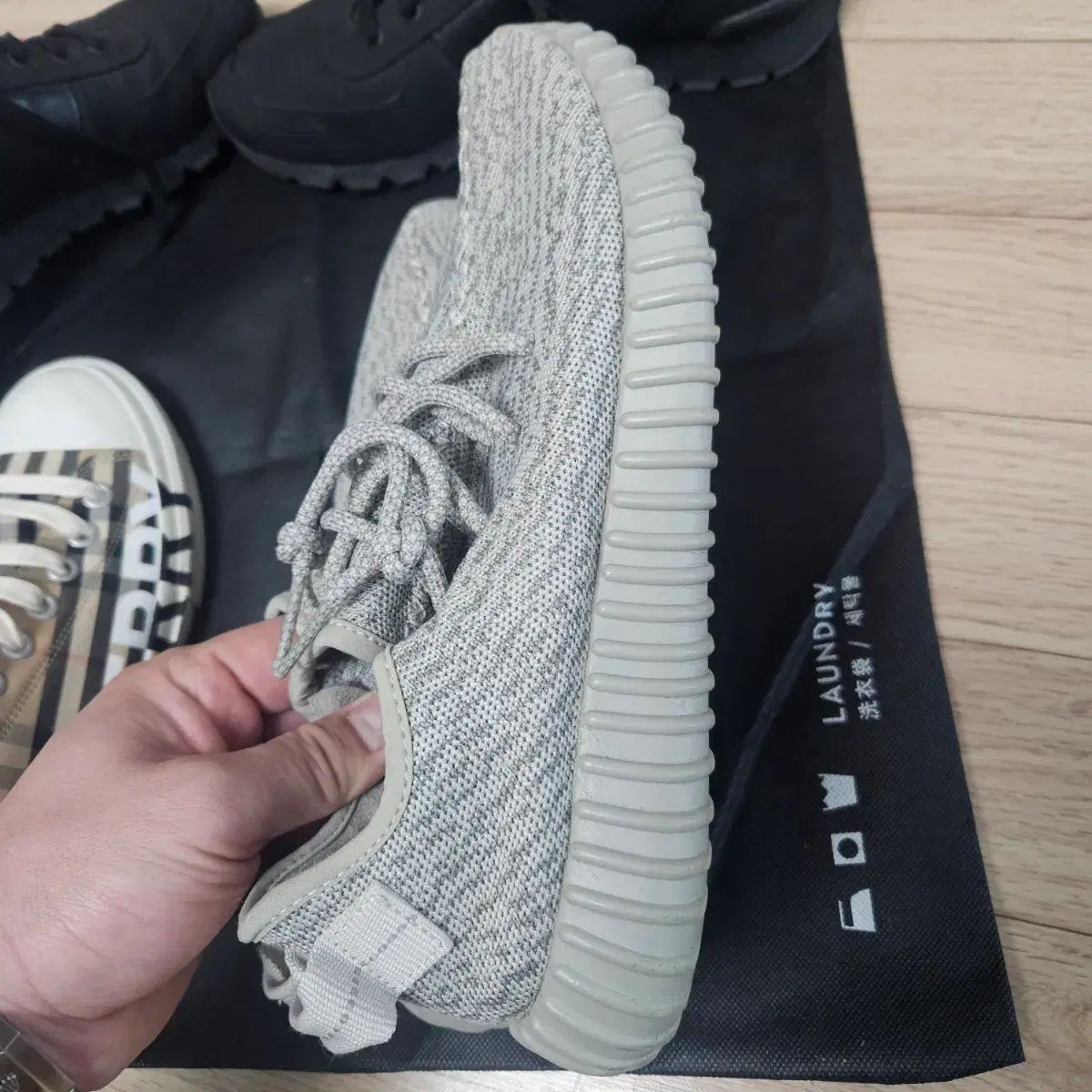  アディダス イージーブースト 350 v 1 ムーンロック スニーカー 靴