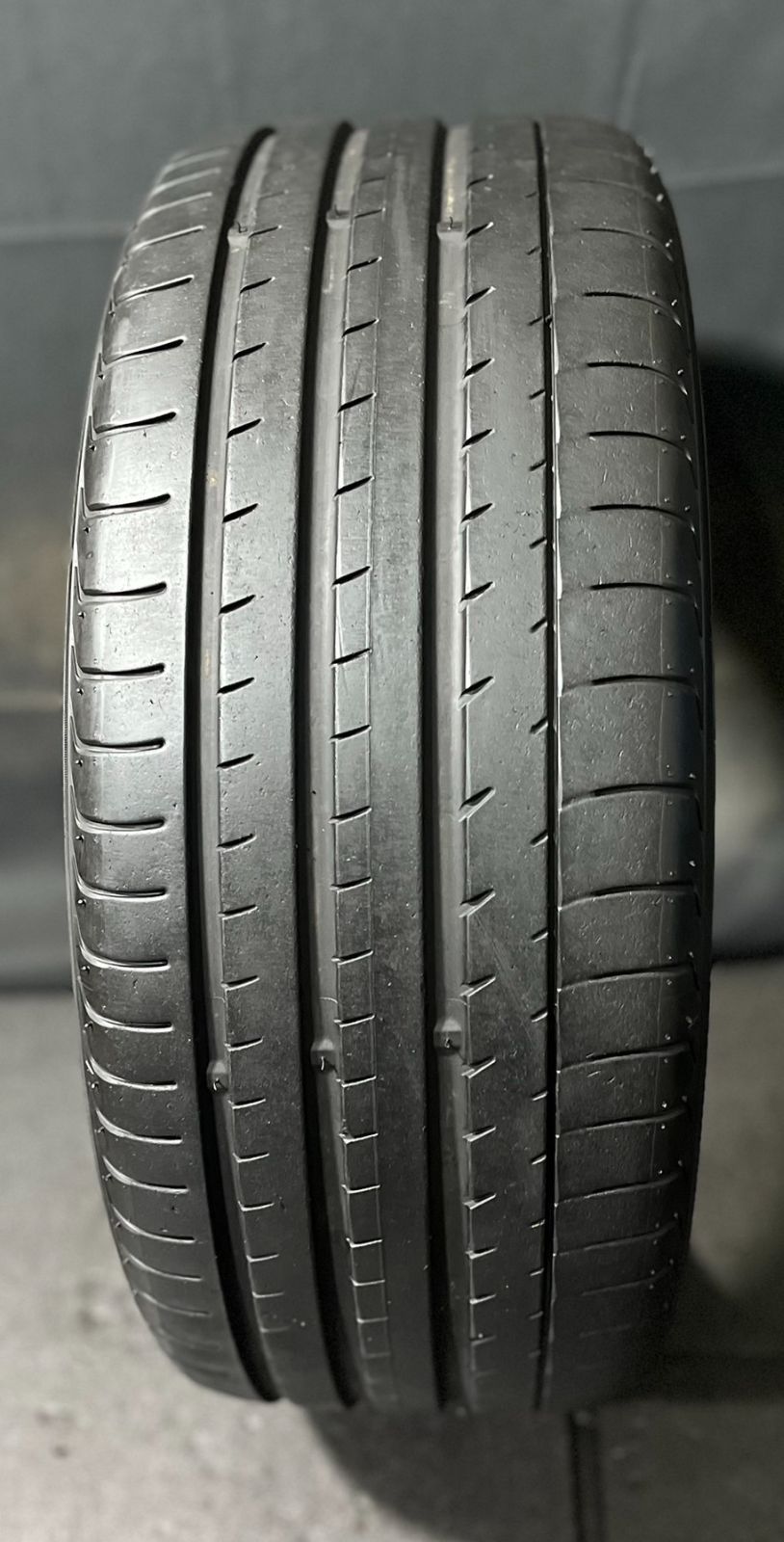 製 約8分山 ヨコハマ アドバン ADVAN Sport V 105 NO 235 40 R 19 1本 h_981