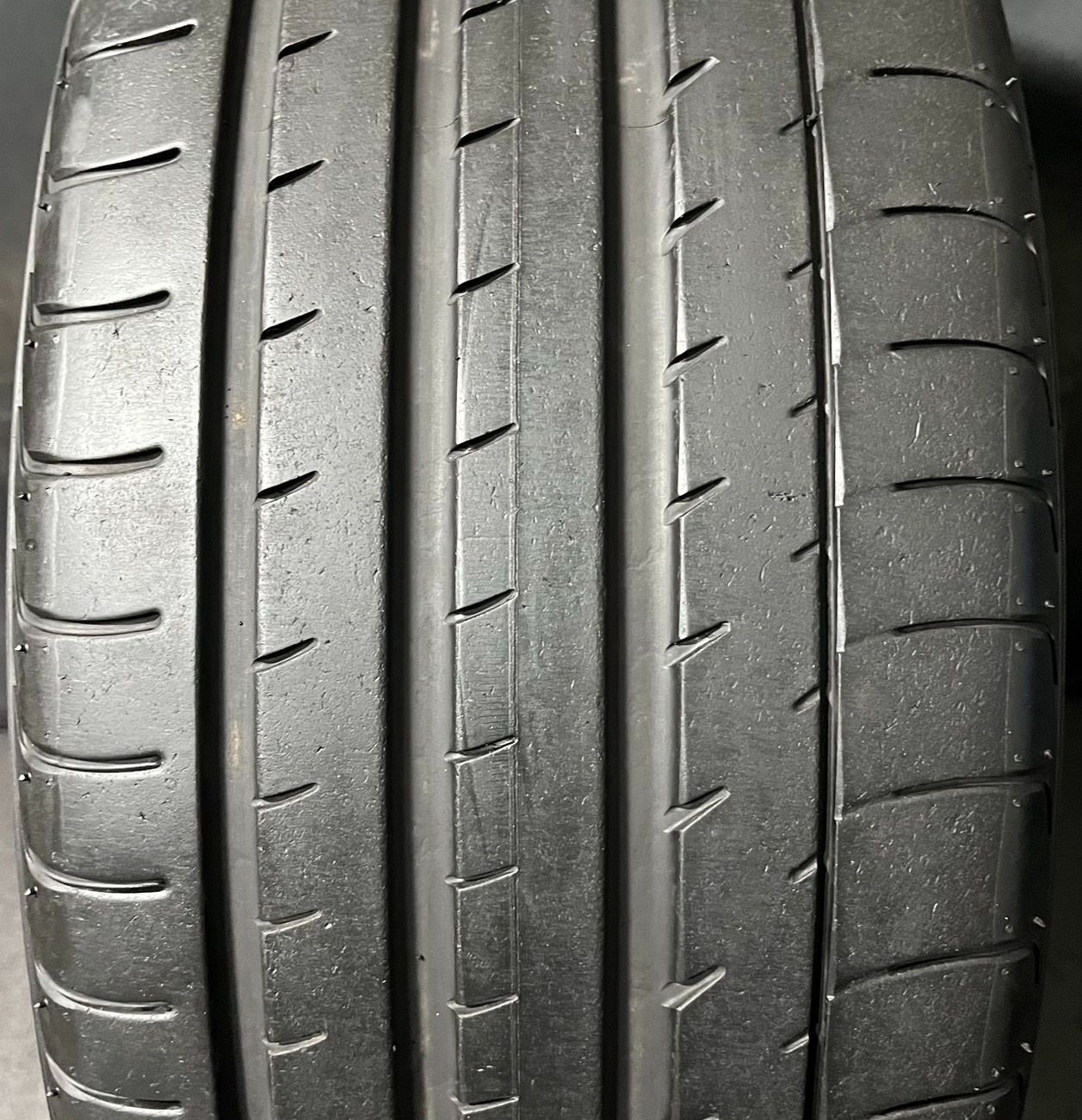  製 約8分山 ヨコハマ アドバン ADVAN Sport V 105 NO 235 40 R 19 1本 h_981 19インチ サマータイヤ ノーマルタイヤ